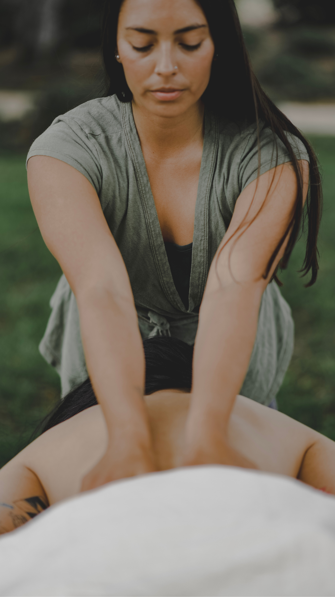 60 Mins Holistic Massage Session